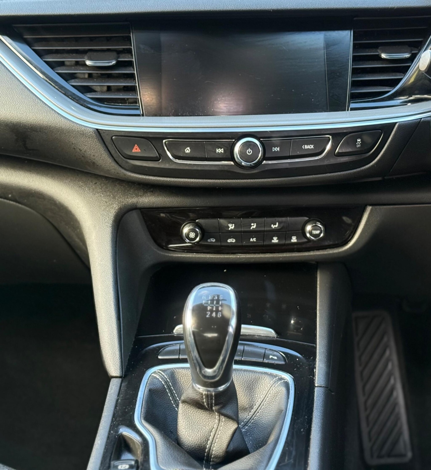 Used Vauxhall Insignia 2017 for sale - 76637999: Photo 17