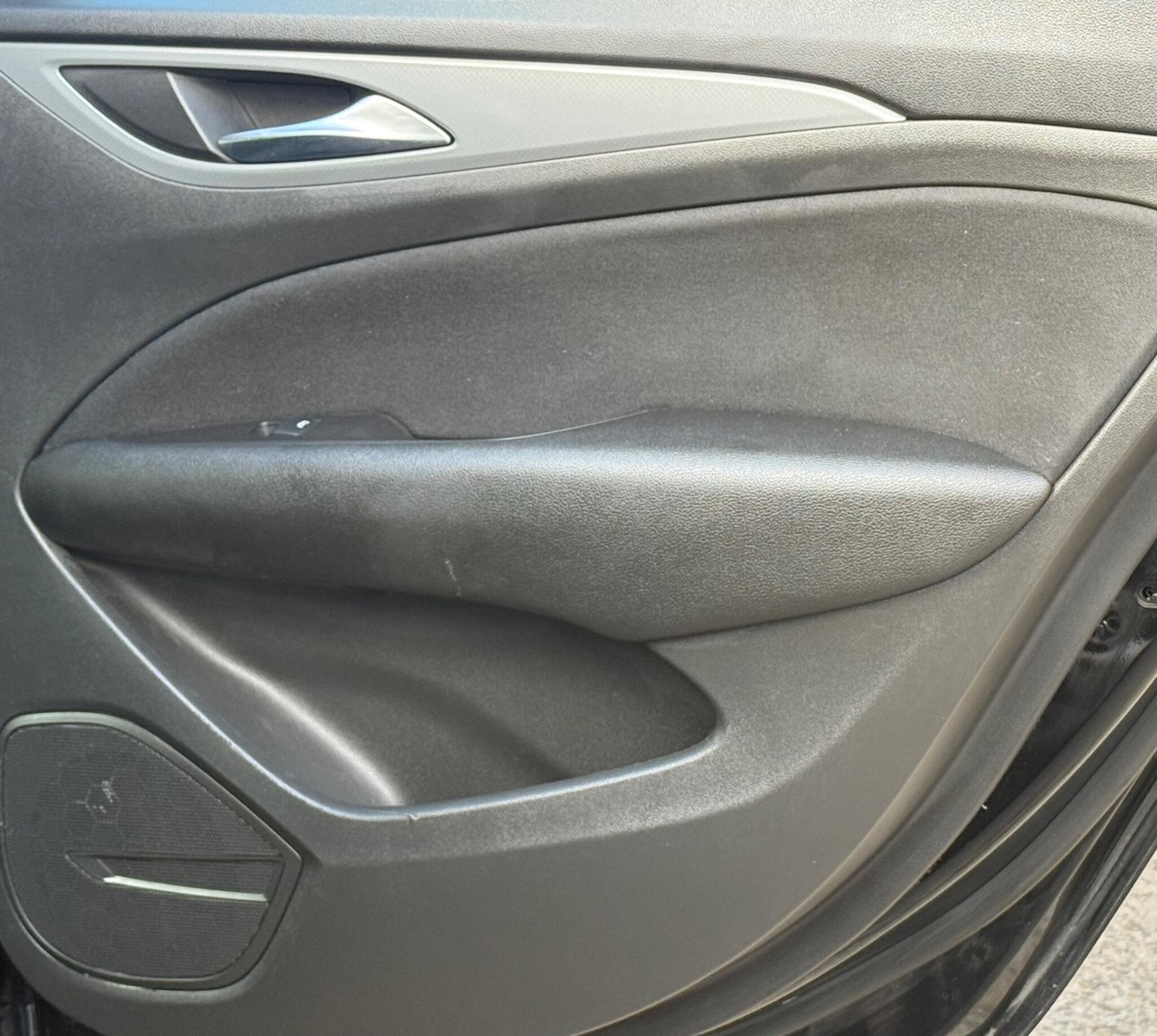 Used Vauxhall Insignia 2017 for sale - 76637999: Photo 37