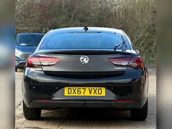 Used Vauxhall Insignia 2017 for sale - 76637999: Photo