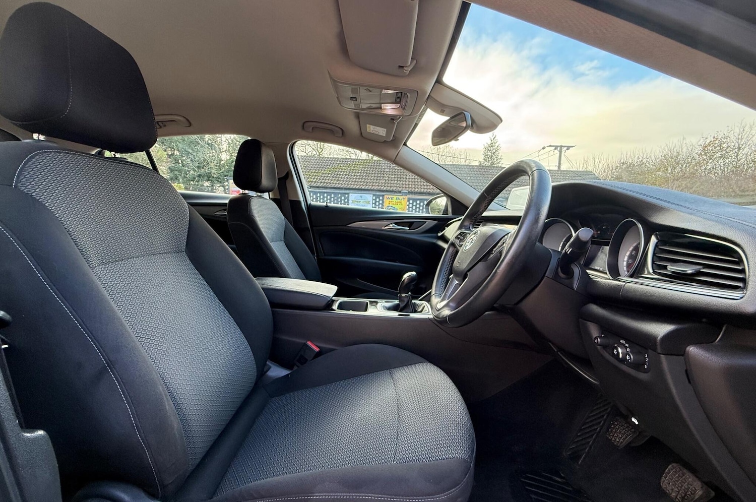 Used Vauxhall Insignia 2017 for sale - 76637999: Photo 7