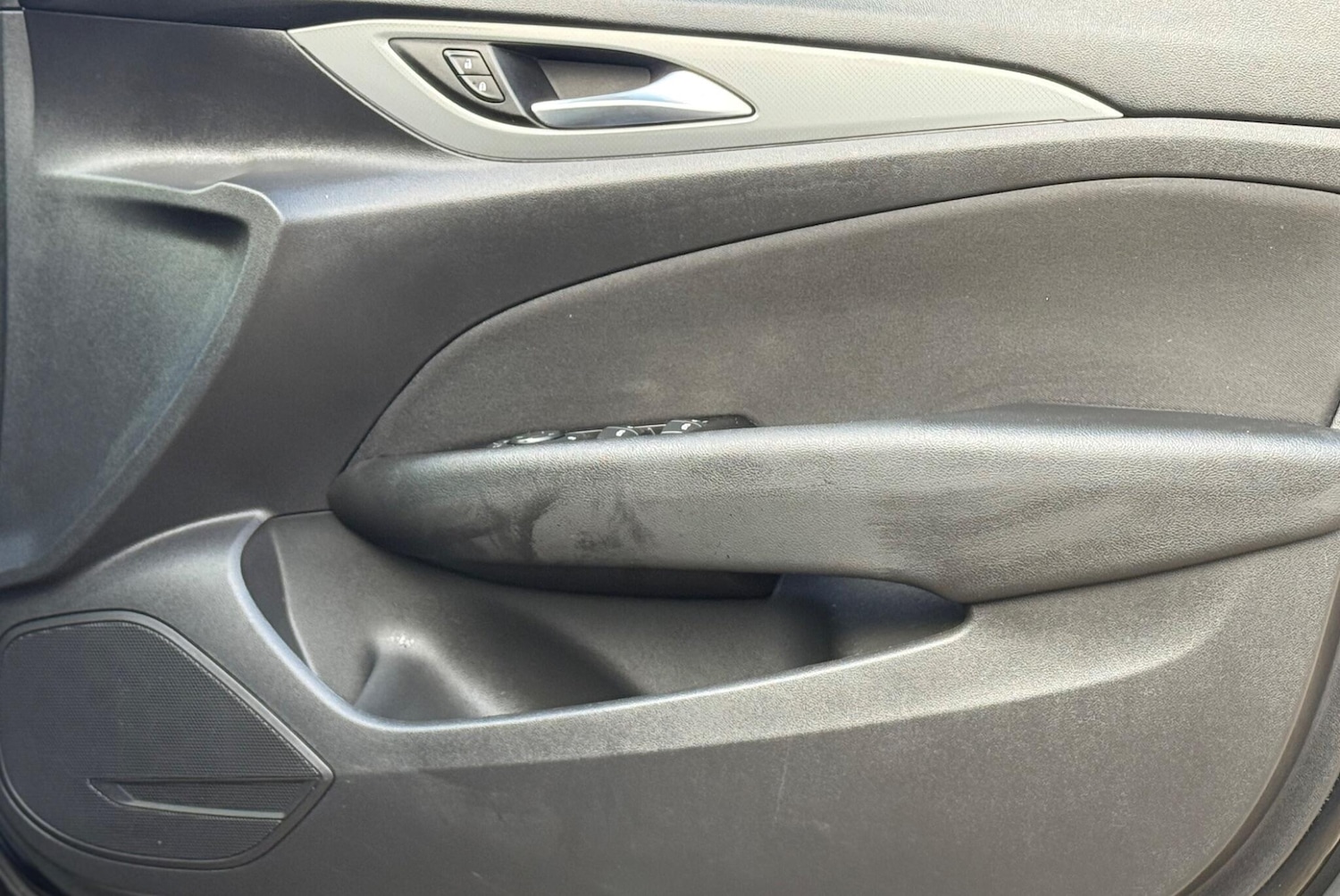 Used Vauxhall Insignia 2017 for sale - 76637999: Photo 9