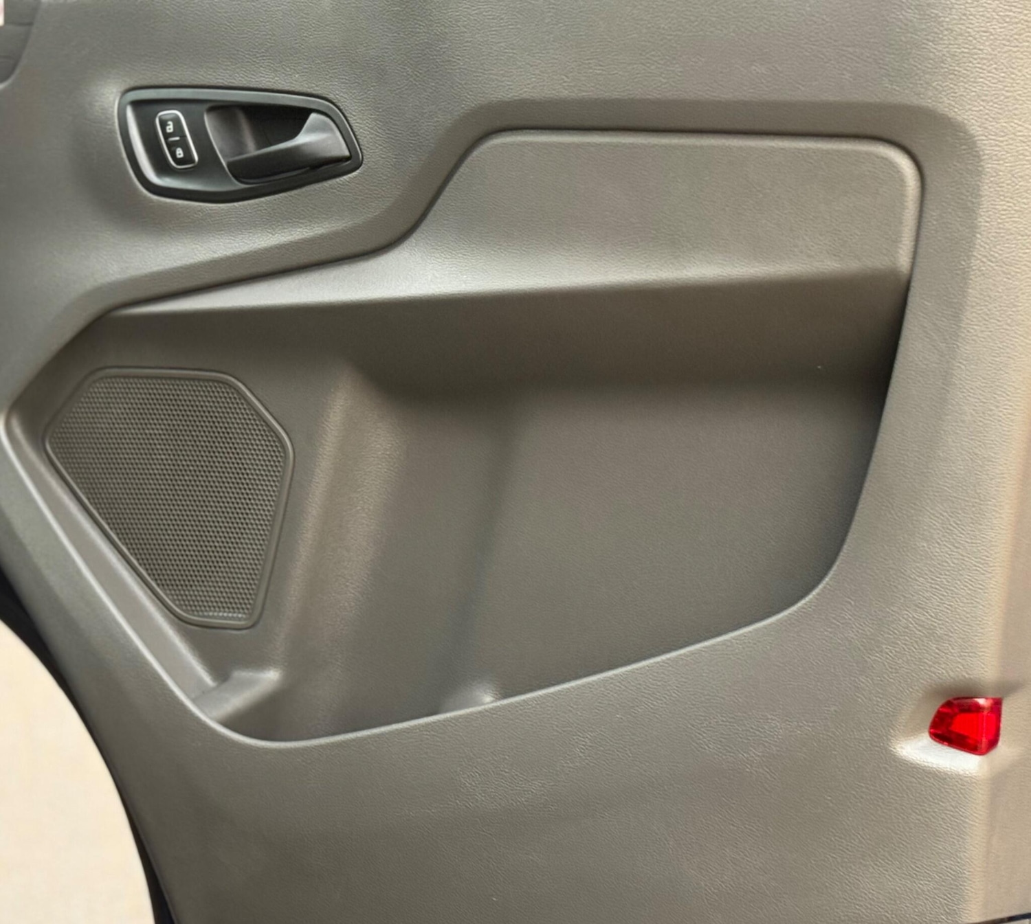 Used Ford Transit for sale - 77168050: Photo 11