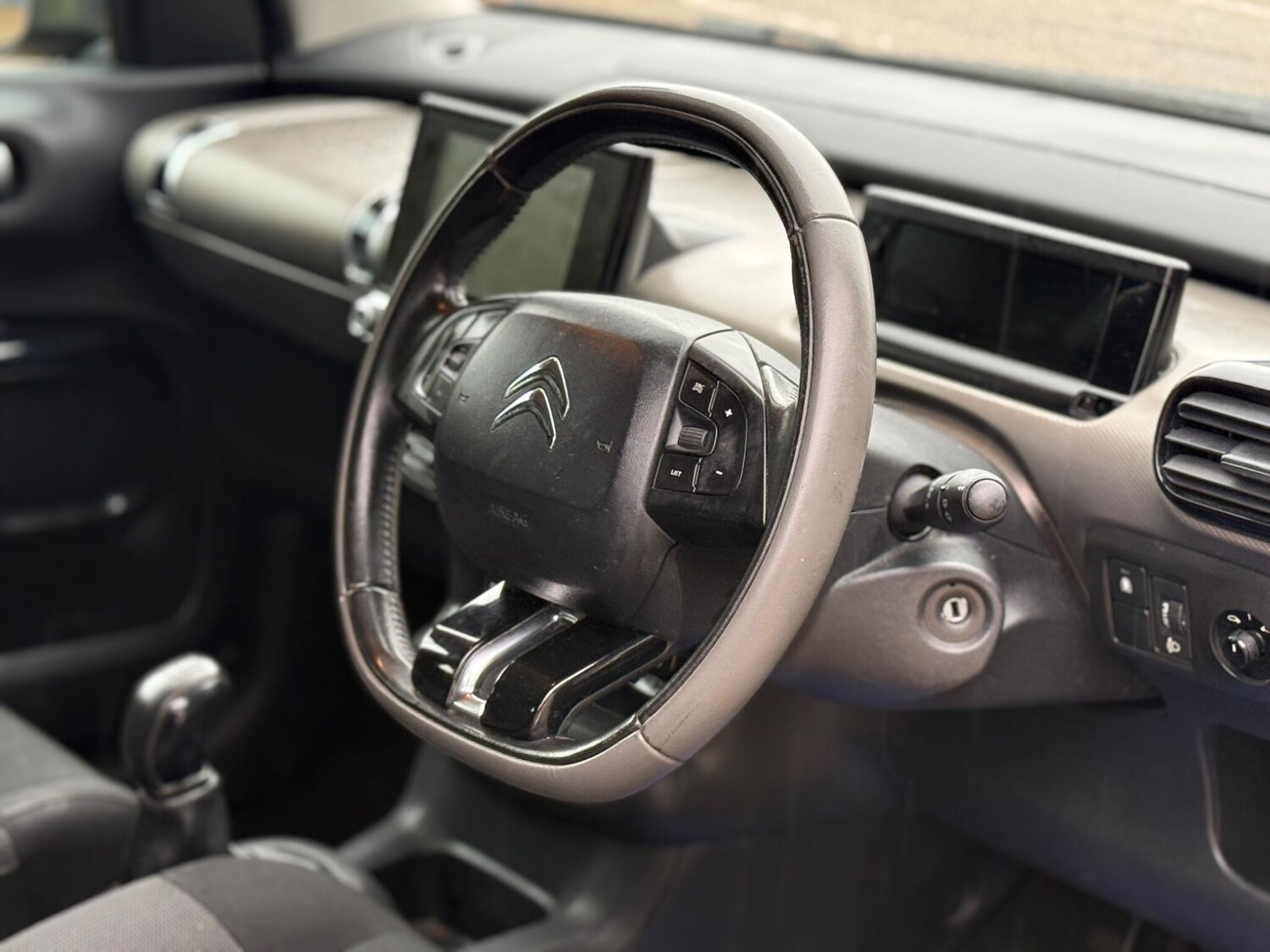 Used Citroen C4 Cactus 2016 for sale - 77701495: Photo 13