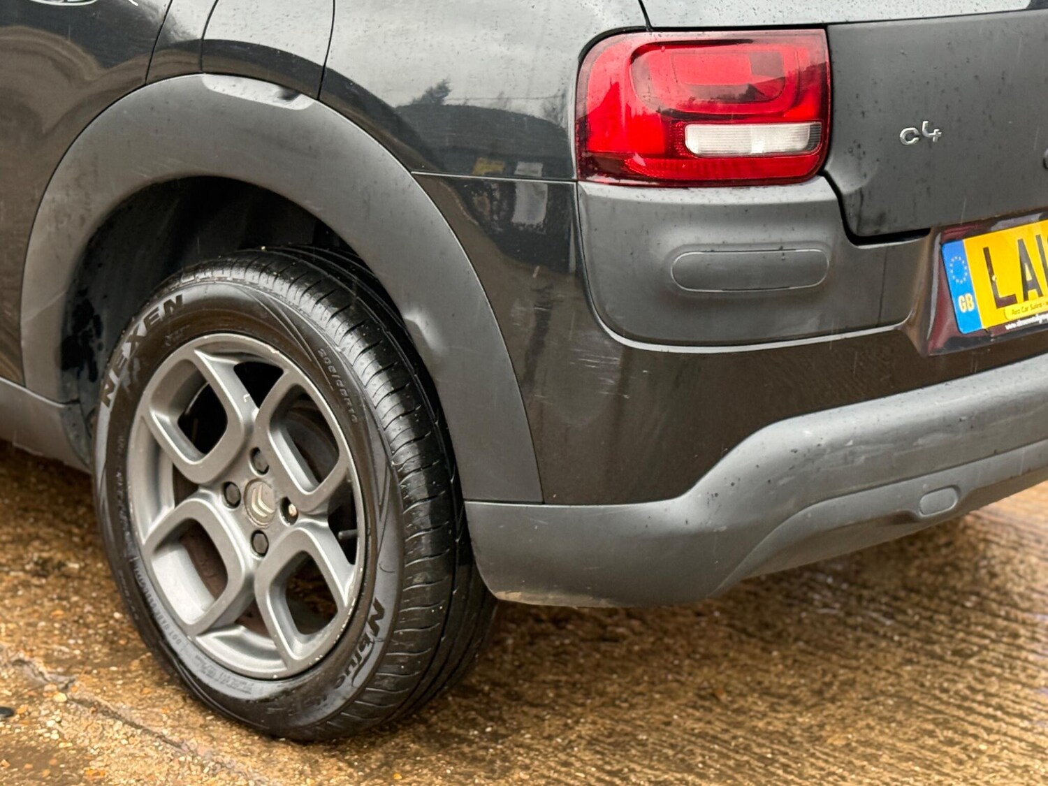 Used Citroen C4 Cactus 2016 for sale - 77701495: Photo 27