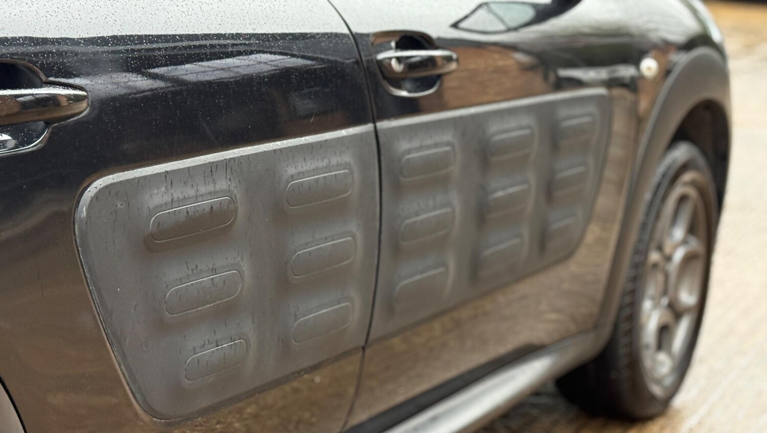 Used Citroen C4 Cactus 2016 for sale - 77701495: Photo 32