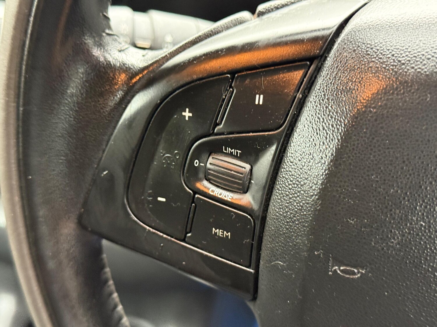 Used Citroen C4 Cactus 2016 for sale - 77701495: Photo 42