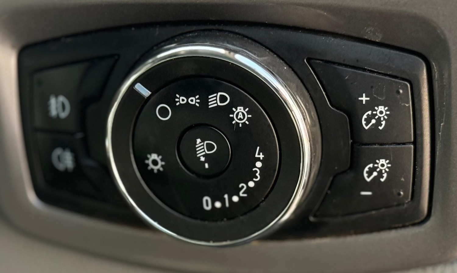 Used Ford Transit Custom 2017 for sale - 78163019: Photo 39