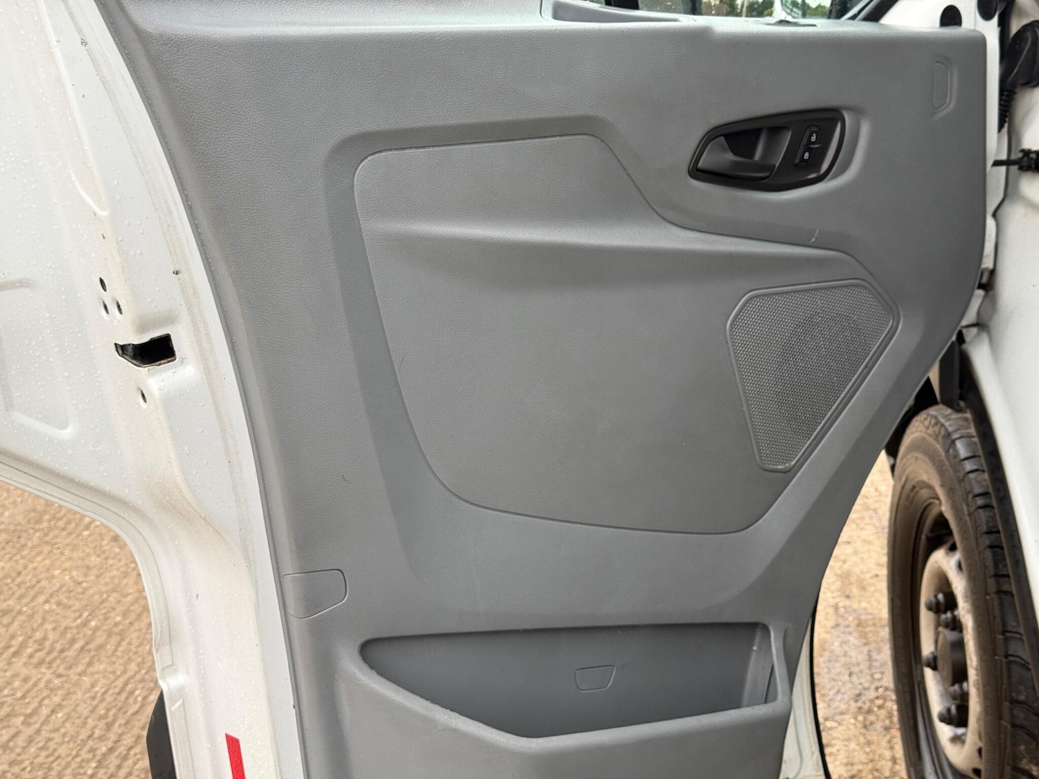 Used Ford Transit 2019 for sale - 76374623: Photo 24