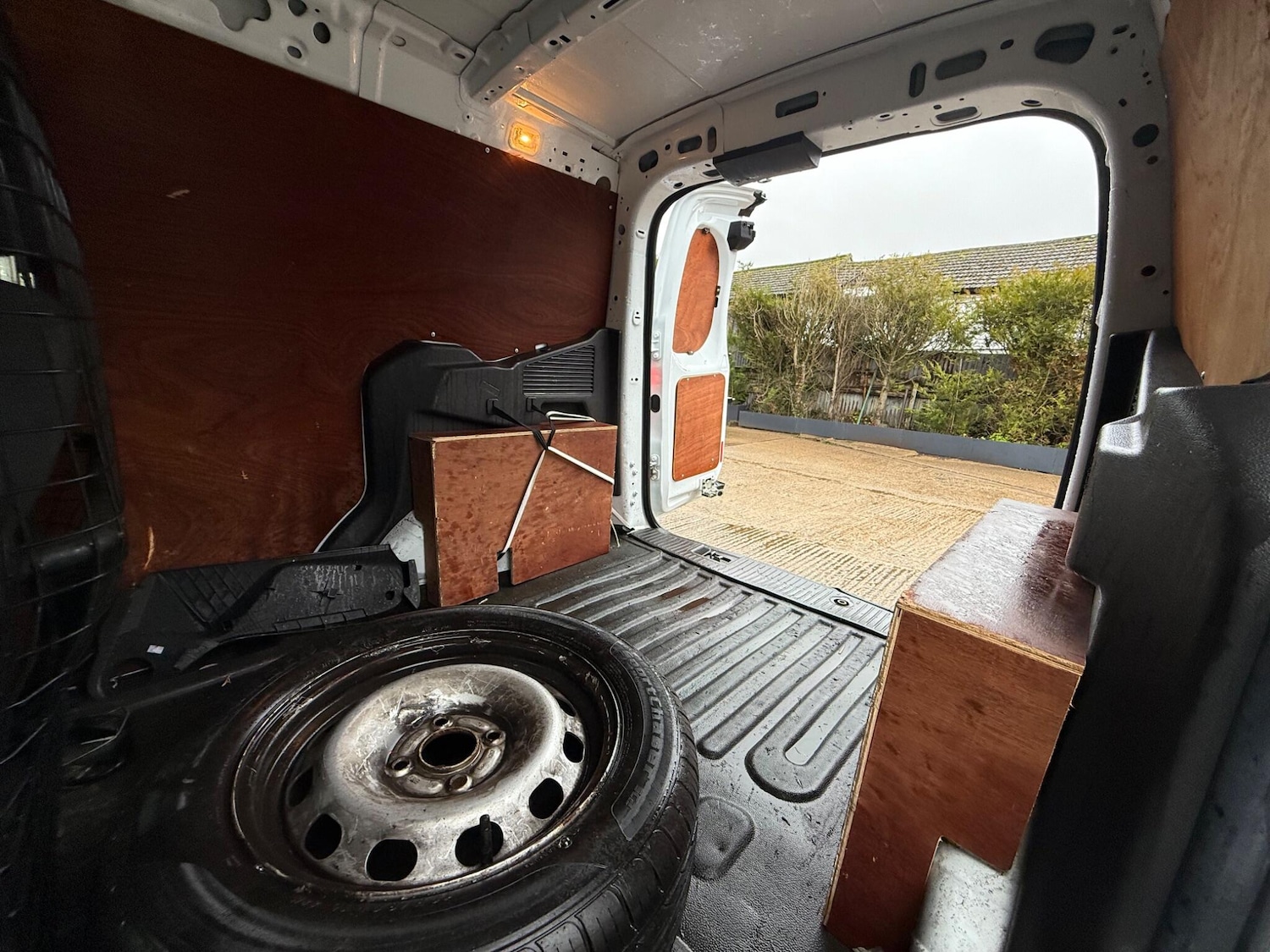 Used Ford Transit Courier 2020 for sale - 77271491: Photo 15