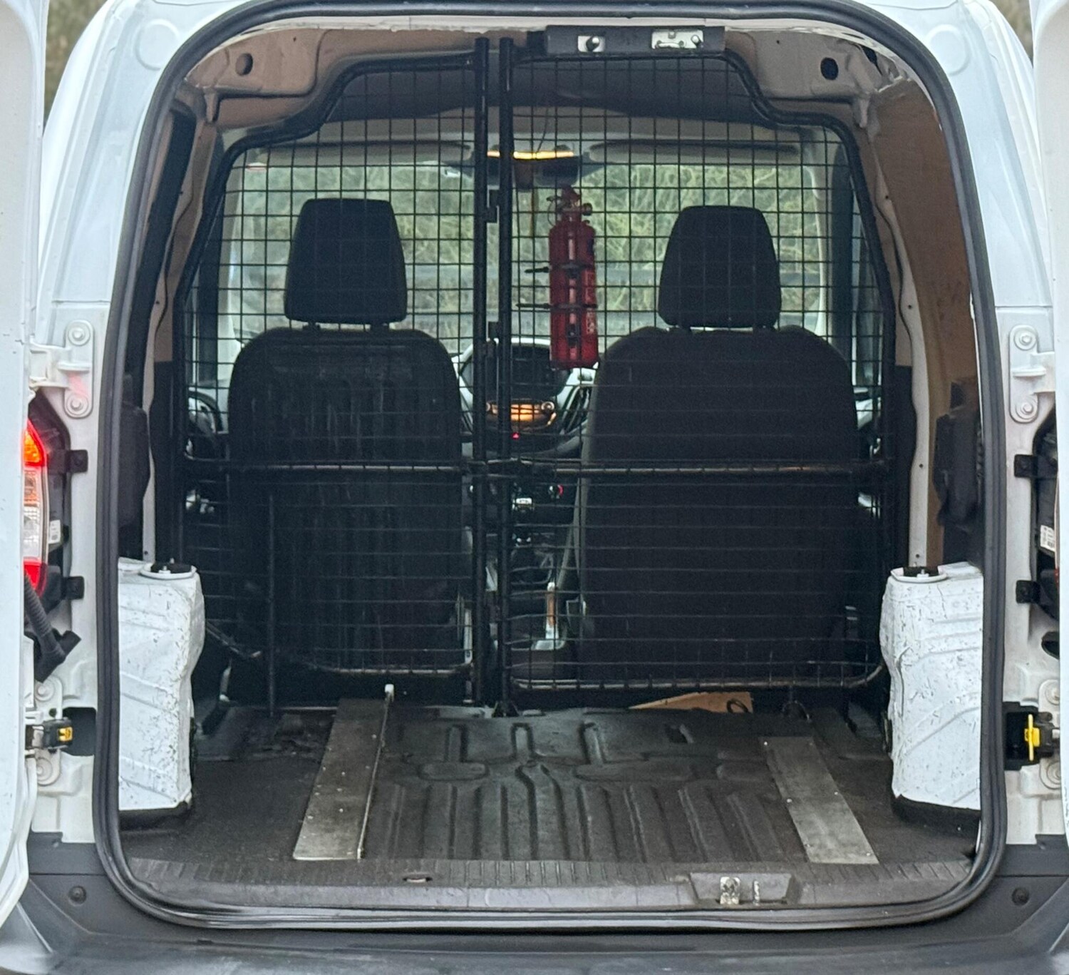 Used Ford Transit Courier 2020 for sale - 77200776: Photo 19