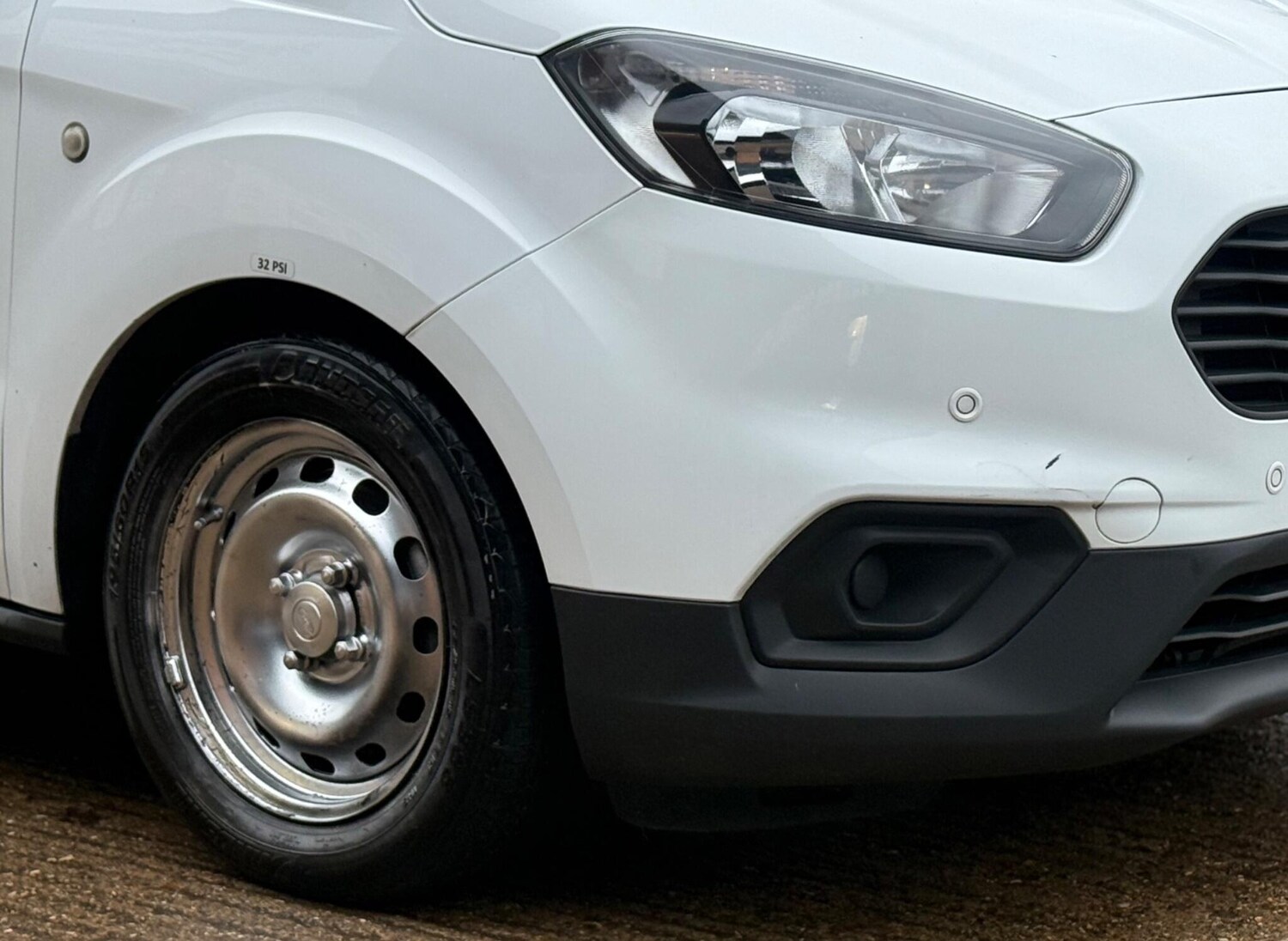 Used Ford Transit Courier 2020 for sale - 77200776: Photo 24