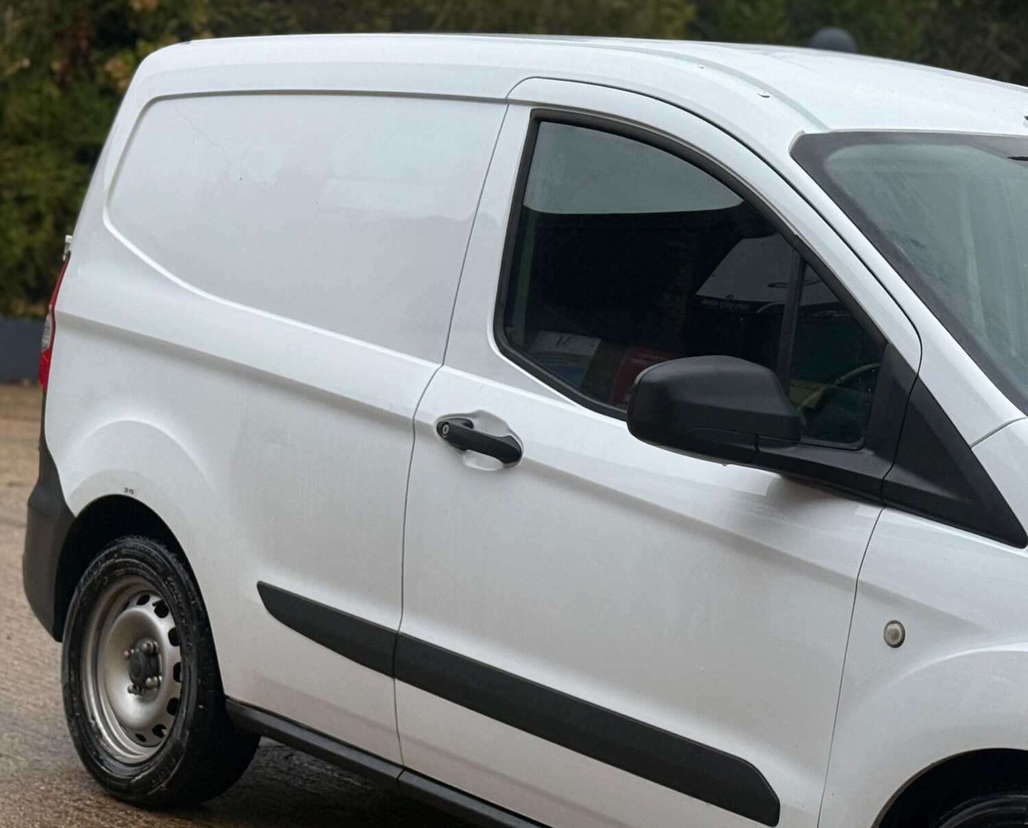 Used Ford Transit Courier 2020 for sale - 77200776: Photo 25