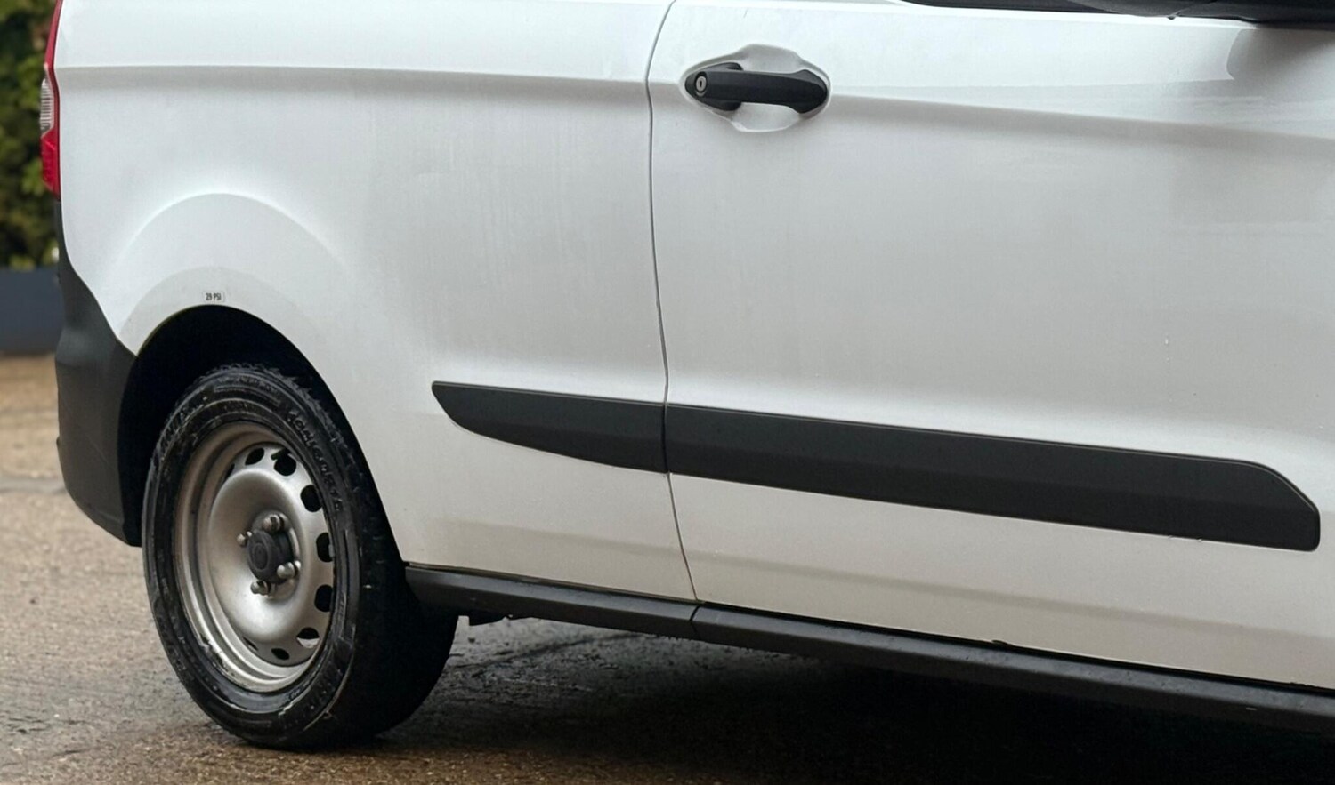 Used Ford Transit Courier 2020 for sale - 77200776: Photo 26