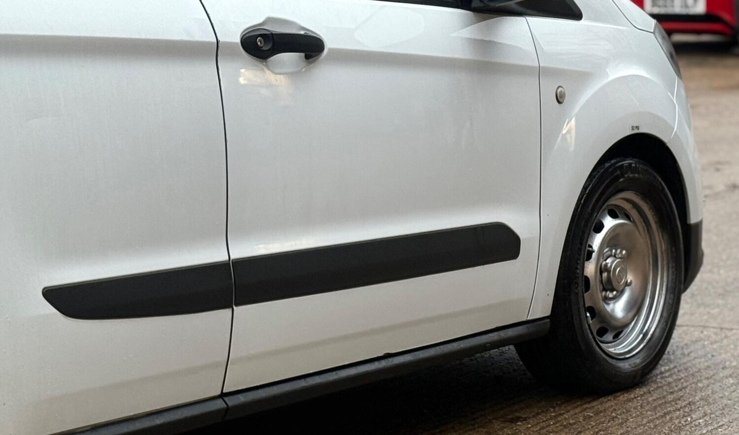 Used Ford Transit Courier 2020 for sale - 77200776: Photo 35