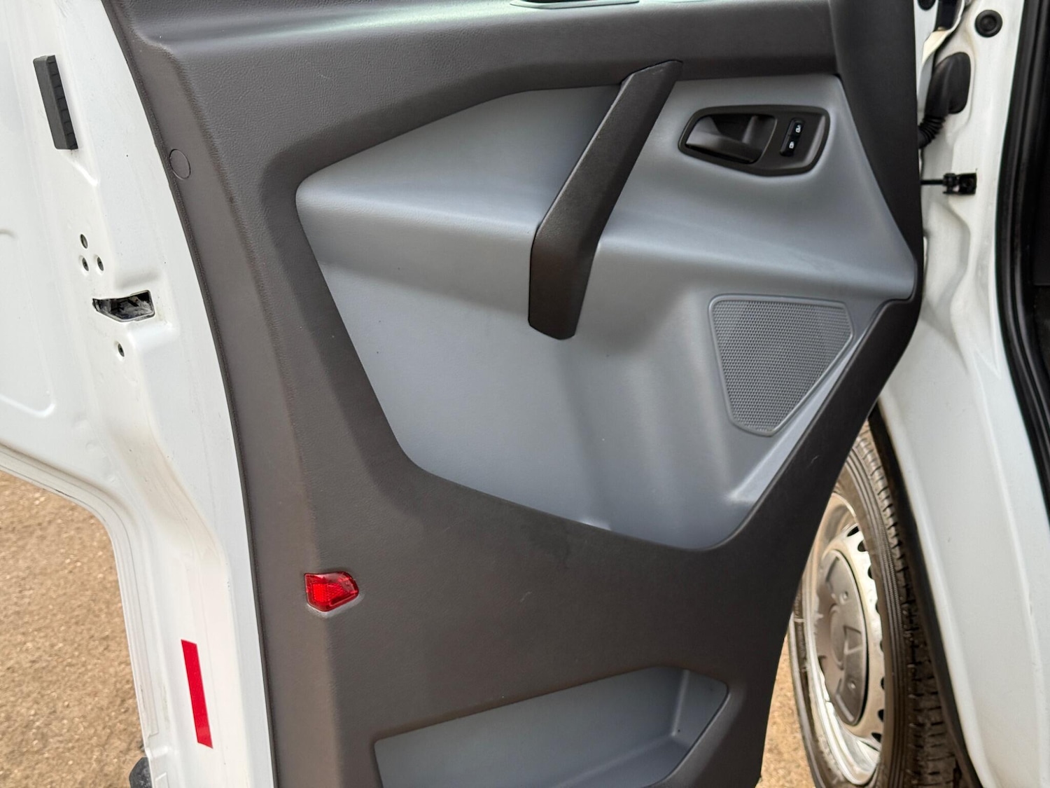 Used Ford Transit Custom 2016 for sale - 77493728: Photo 36