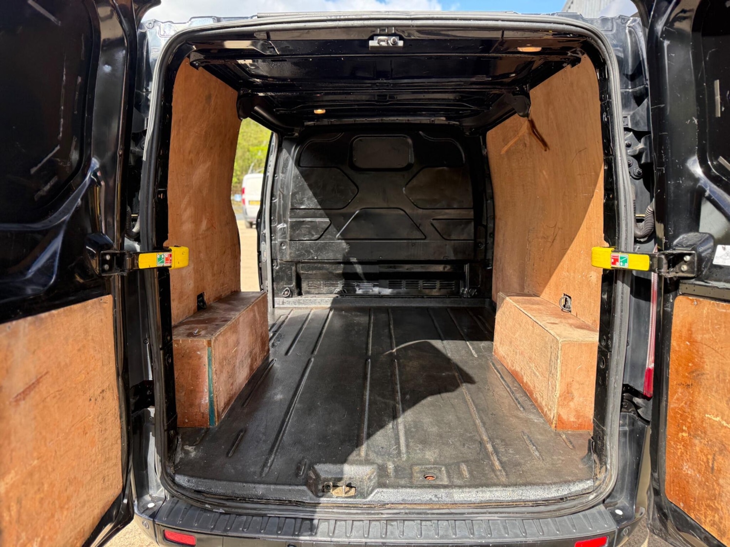 Used Ford Transit Custom for sale - 78053647: Photo 10