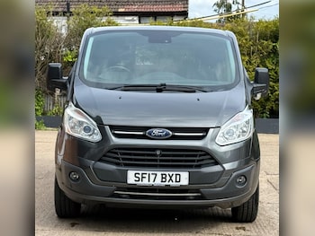 Used Ford Tourneo Custom 2017 for sale - 78659400: Photo