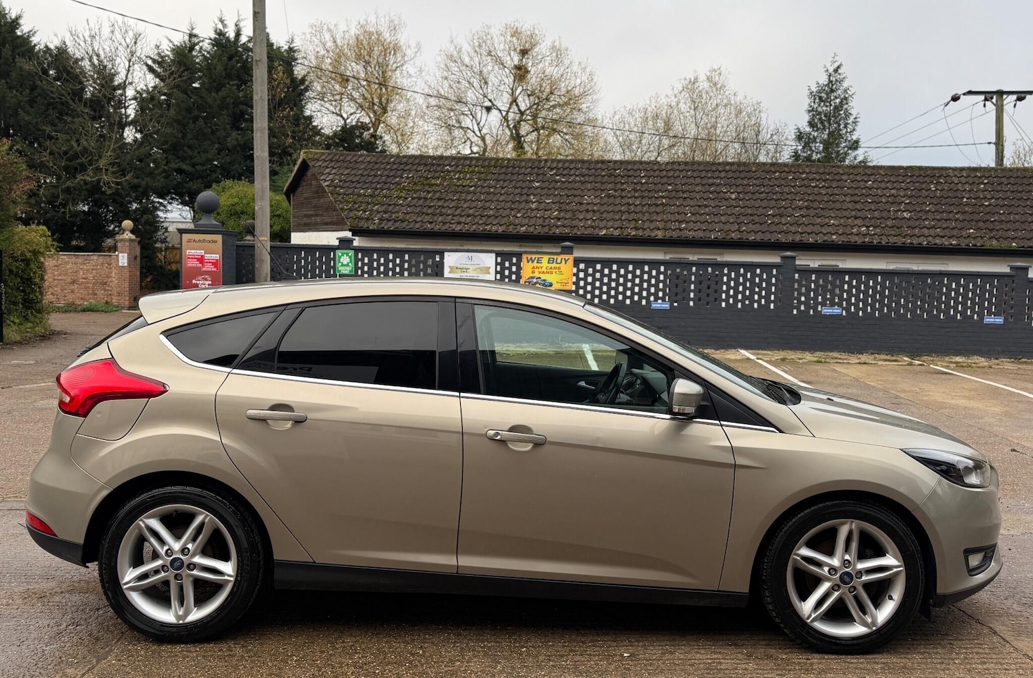 Used Ford Focus 2016 for sale - 76518080: Photo 9