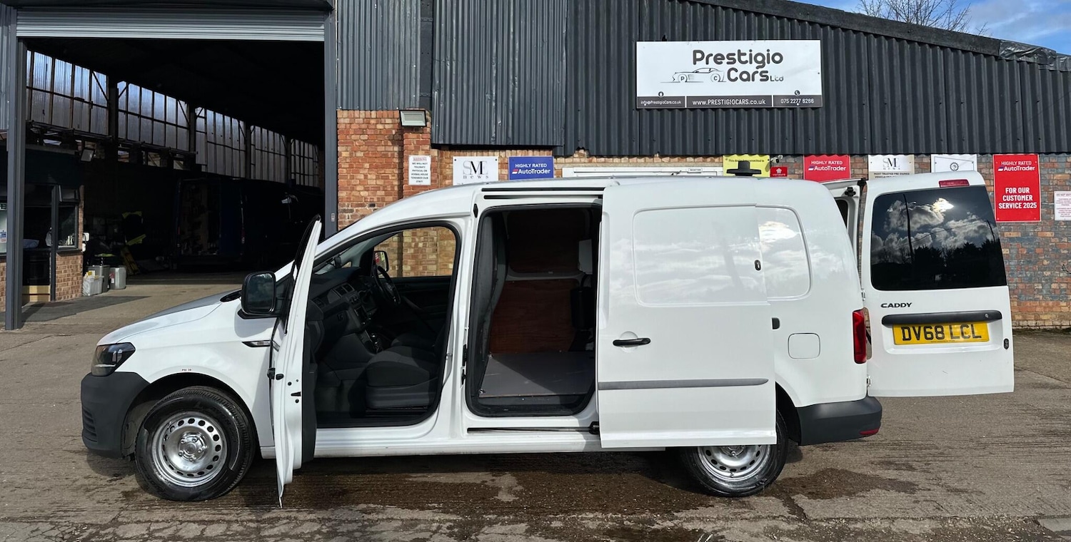 Used Volkswagen Caddy Maxi 2018 for sale - 77654048: Photo 15