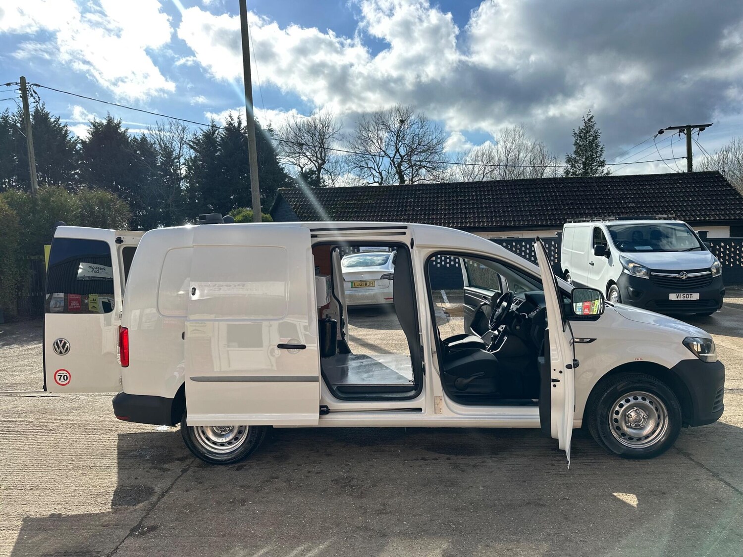 Used Volkswagen Caddy Maxi 2018 for sale - 77654048: Photo 19