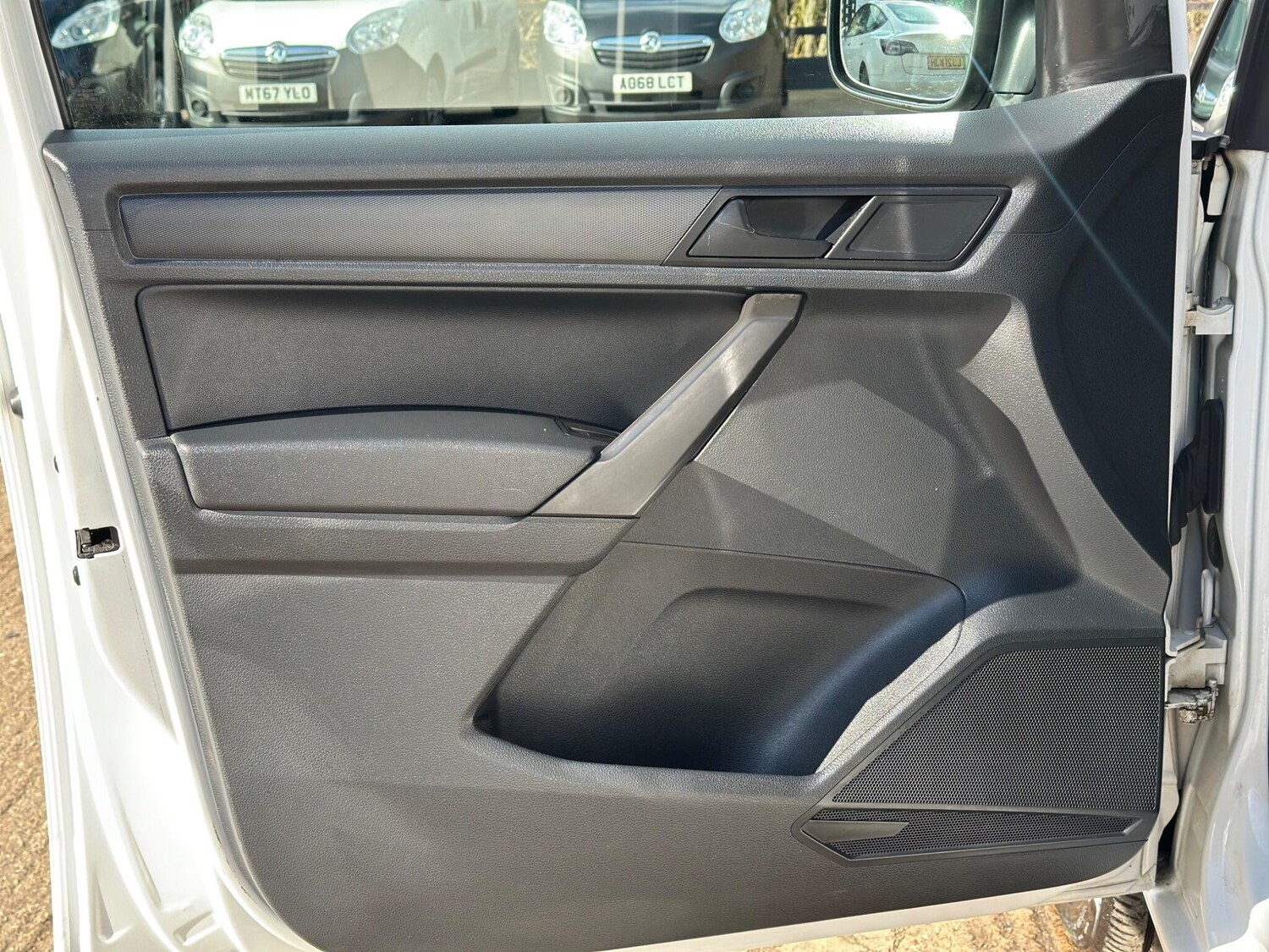 Used Volkswagen Caddy Maxi 2018 for sale - 77654048: Photo 40