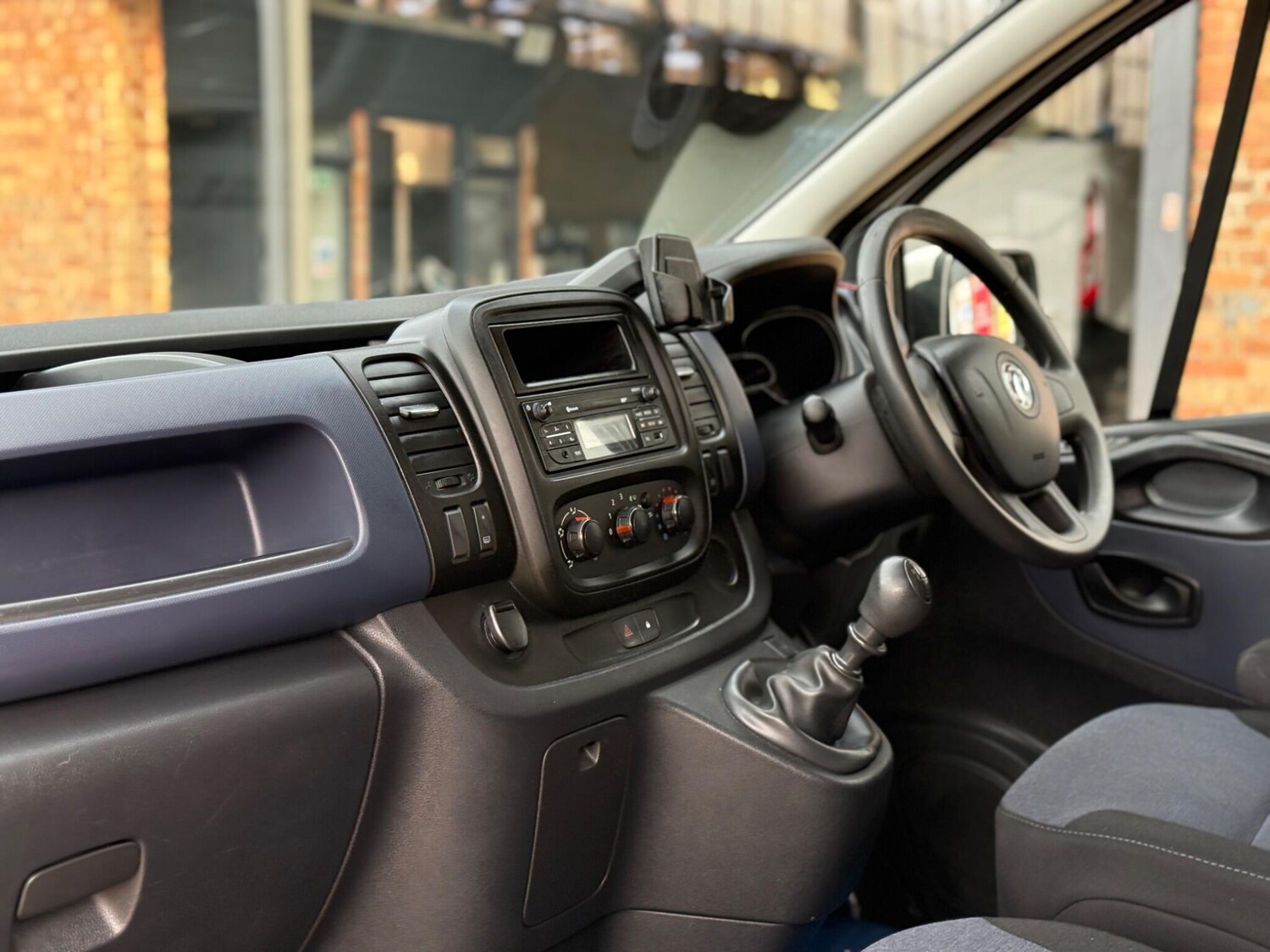 Used Vauxhall Vivaro 2017 for sale - 77845488: Photo 15