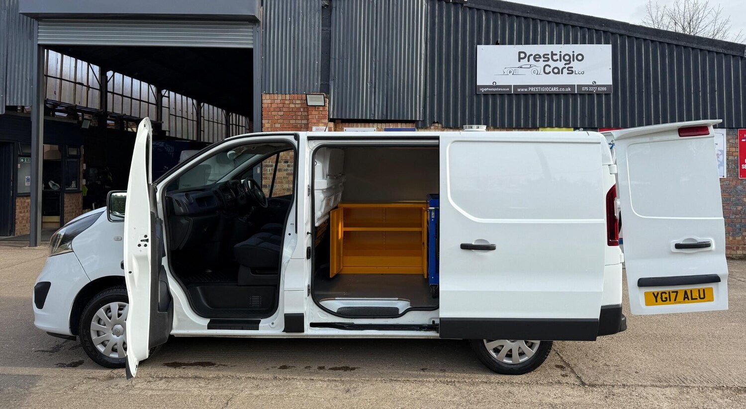 Used Vauxhall Vivaro 2017 for sale - 77845488: Photo 16