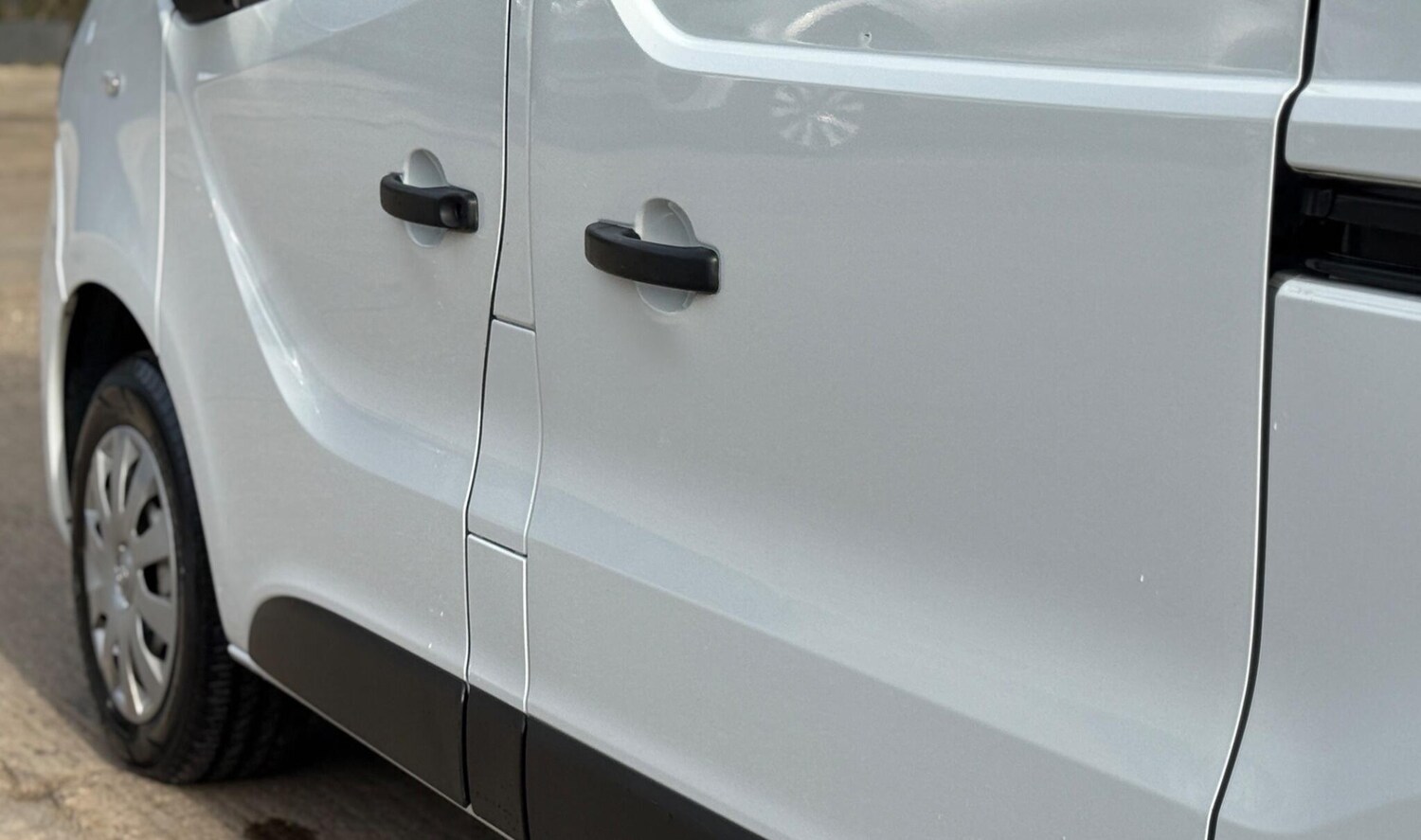 Used Vauxhall Vivaro 2017 for sale - 77845488: Photo 30