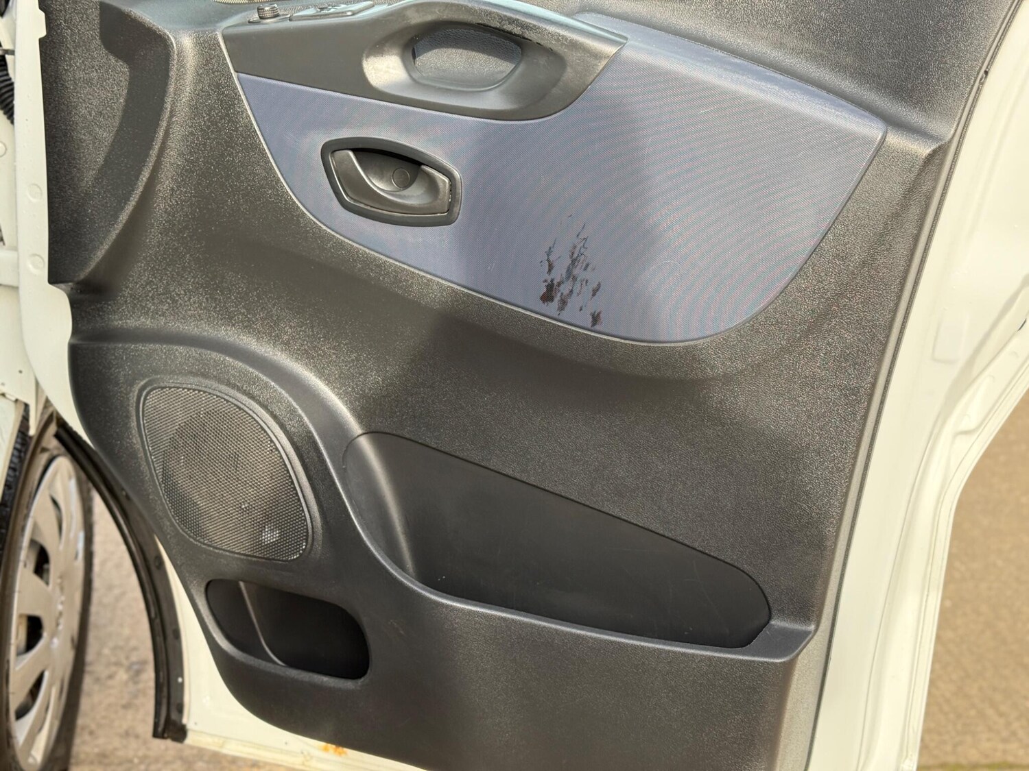 Used Vauxhall Vivaro 2017 for sale - 77845488: Photo 34