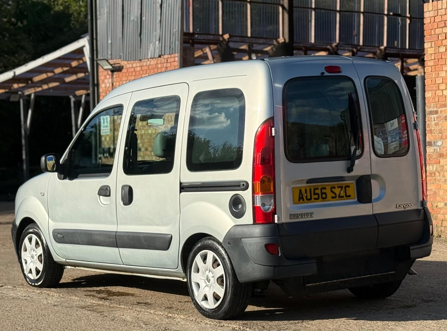Used Renault Kangoo 2007 for sale - 76120375: Photo 9