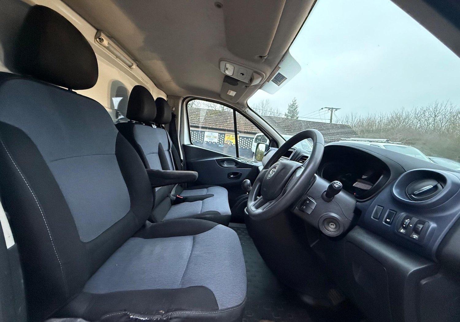 Used Vauxhall Vivaro 2016 for sale - 77054905: Photo 14