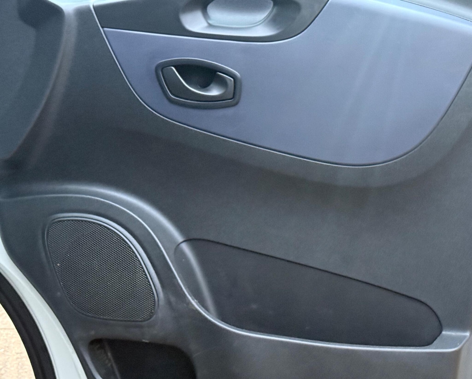 Used Vauxhall Vivaro 2016 for sale - 77054905: Photo 15