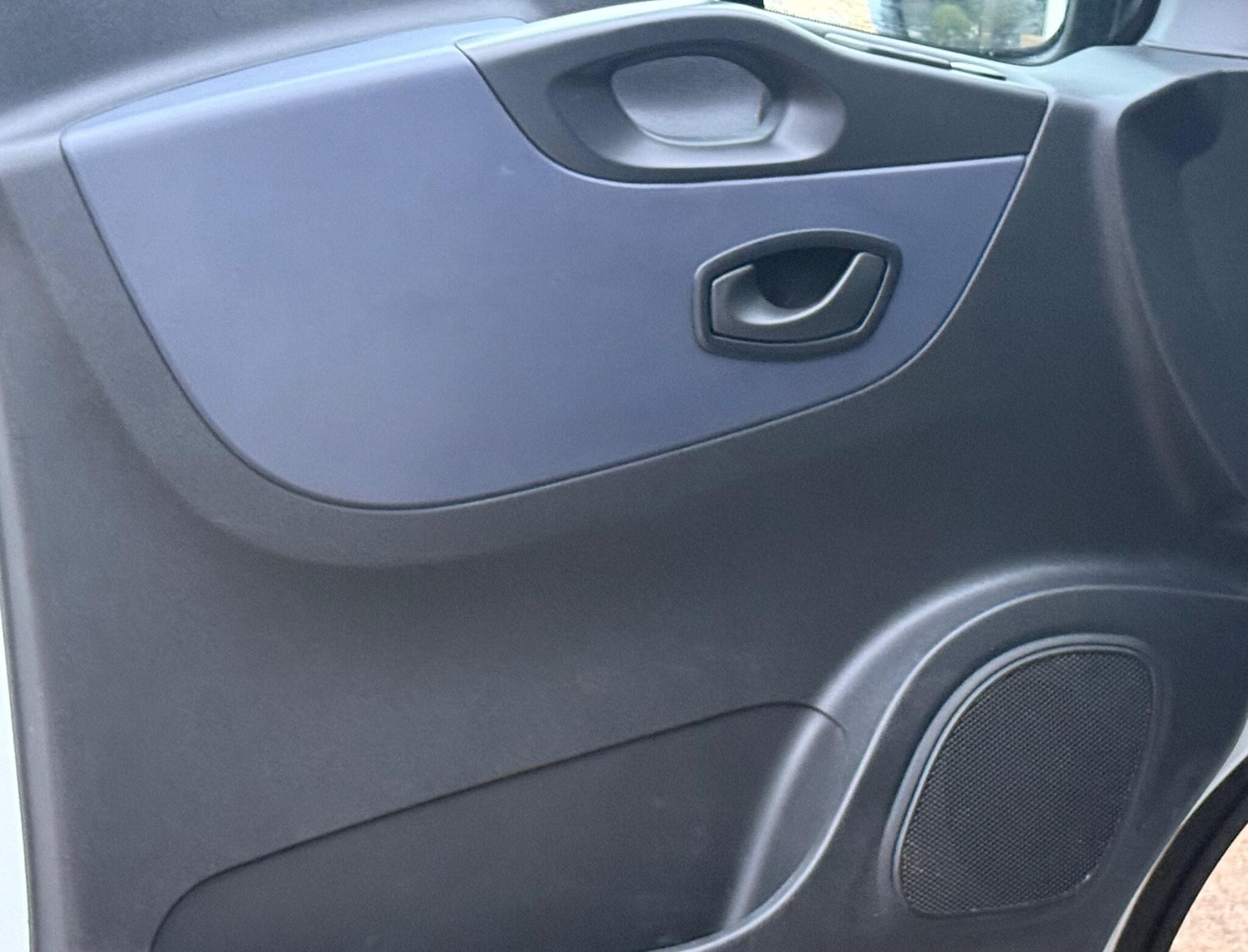 Used Vauxhall Vivaro 2016 for sale - 77054905: Photo 18