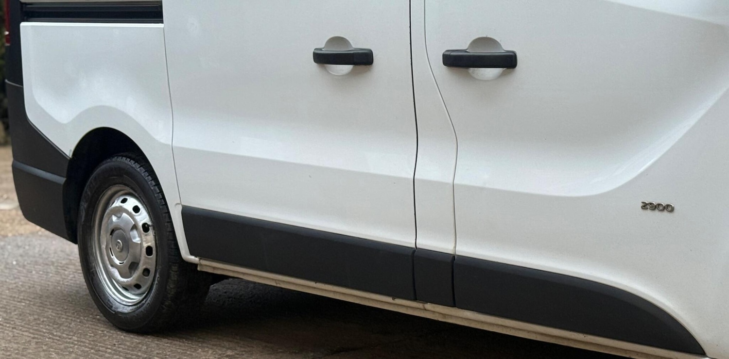 Used Vauxhall Vivaro 2016 for sale - 77054905: Photo 25