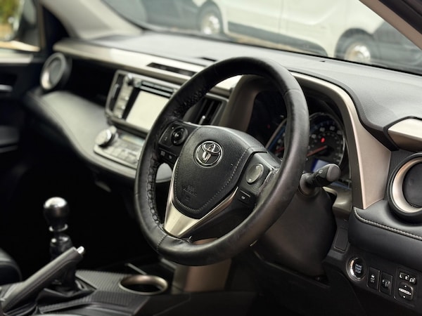 Used Toyota RAV4 2014 for sale - 76287918: Photo 13