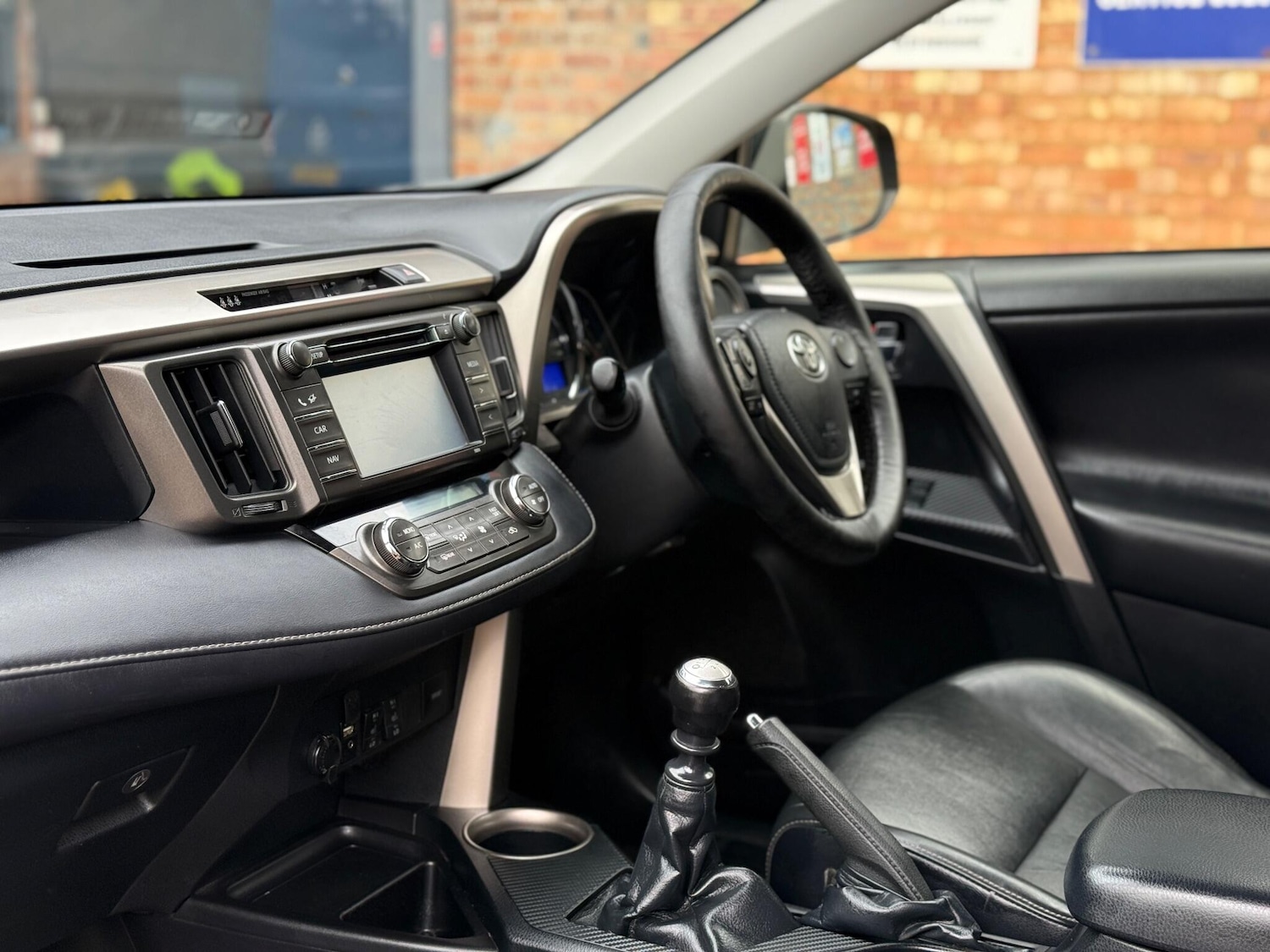 Used Toyota RAV4 2014 for sale - 76287918: Photo 15