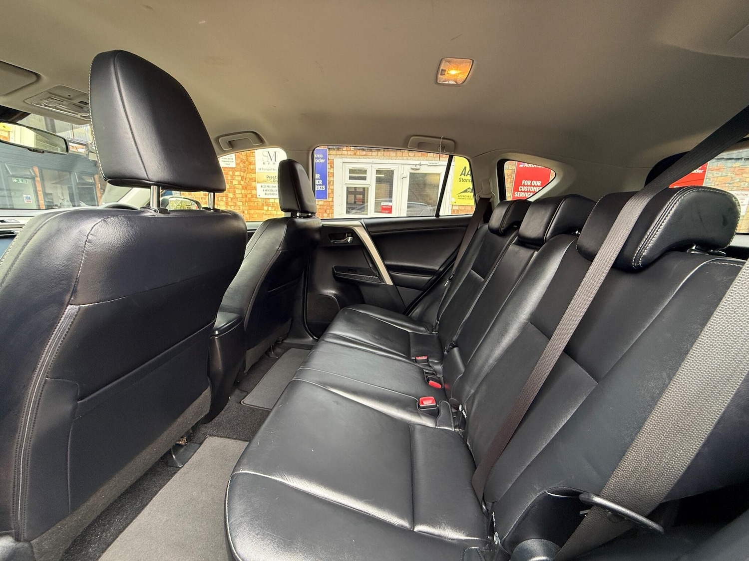 Used Toyota RAV4 2014 for sale - 76287918: Photo 16