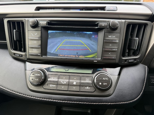 Used Toyota RAV4 2014 for sale - 76287918: Photo 21