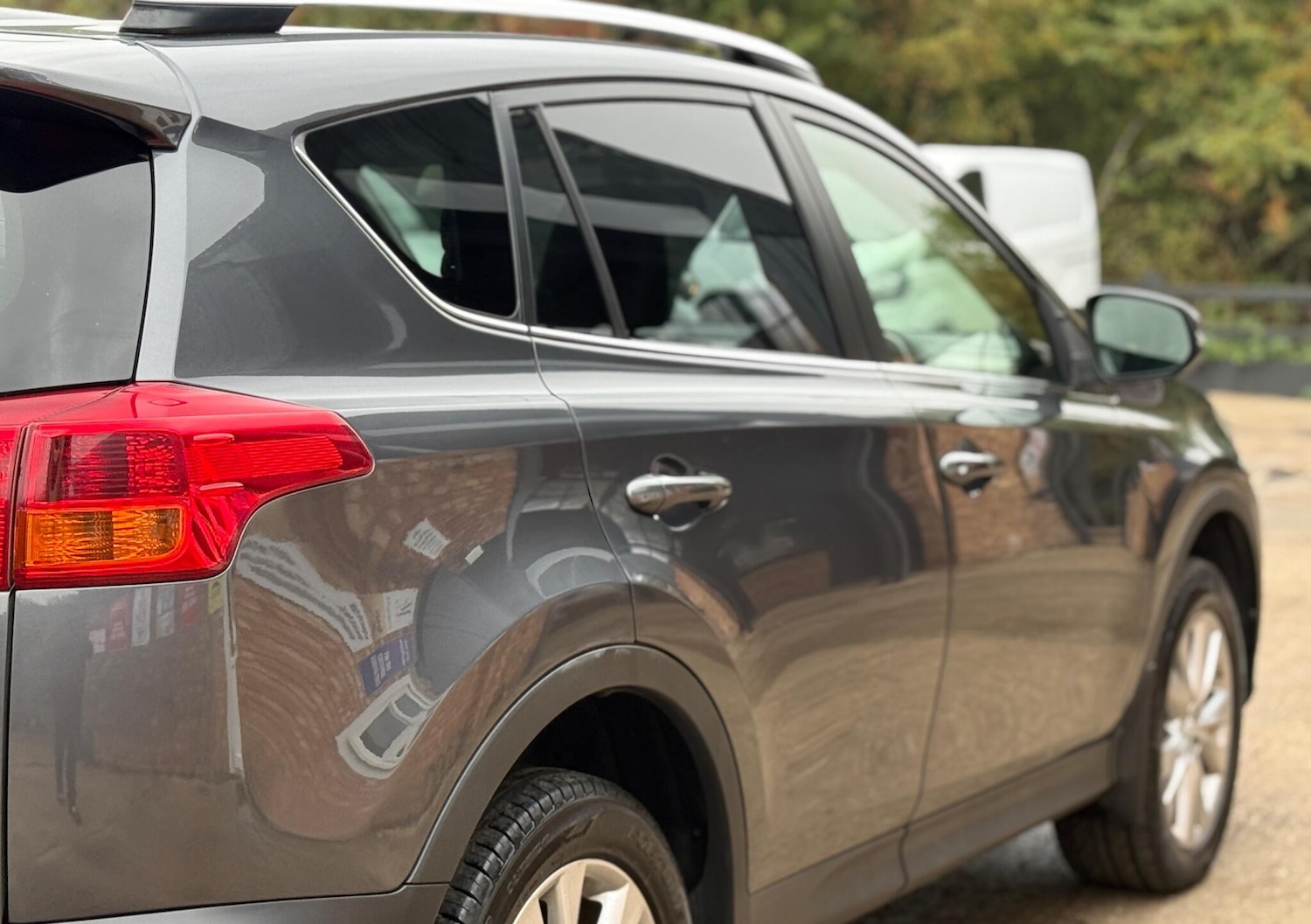 Used Toyota RAV4 2014 for sale - 76287918: Photo 32