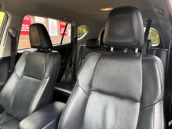 Used Toyota RAV4 2014 for sale - 76287918: Photo 36