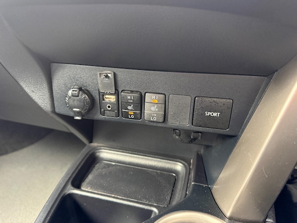 Used Toyota RAV4 2014 for sale - 76287918: Photo 45
