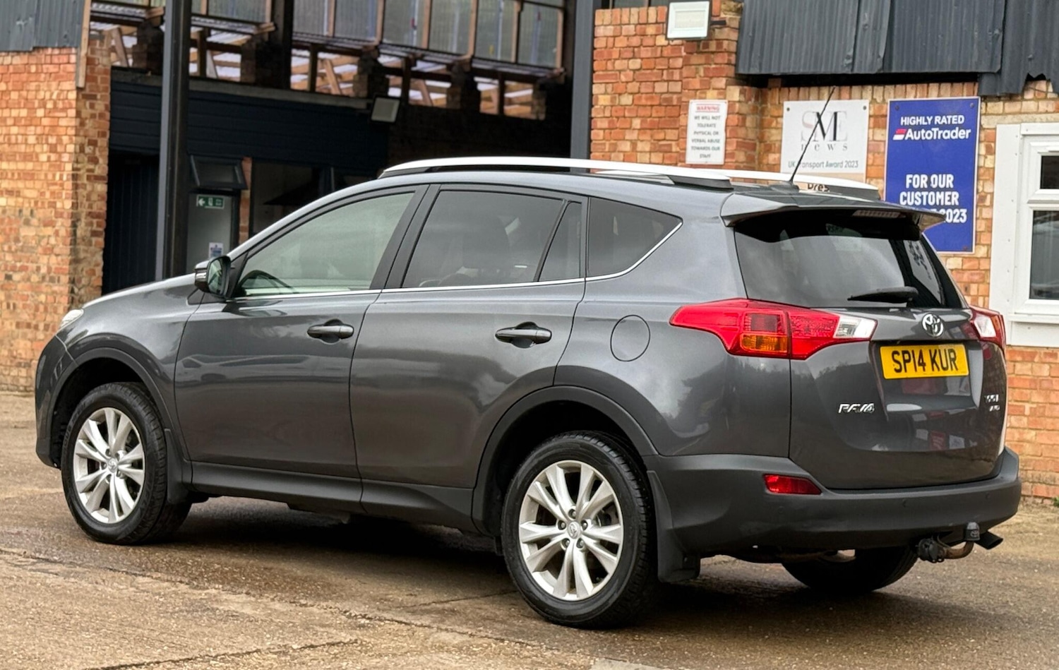 Used Toyota RAV4 2014 for sale - 76287918: Photo 9