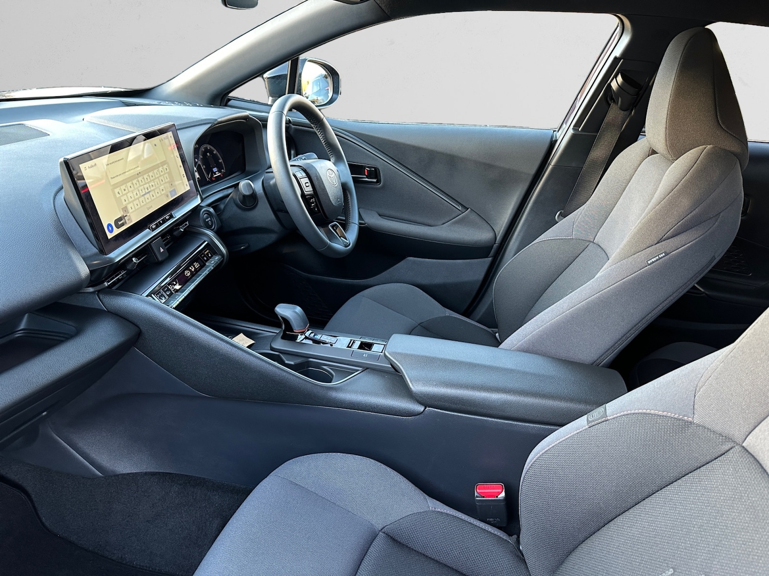 Used Toyota C-HR 2025 for sale - 76927741: Photo 6