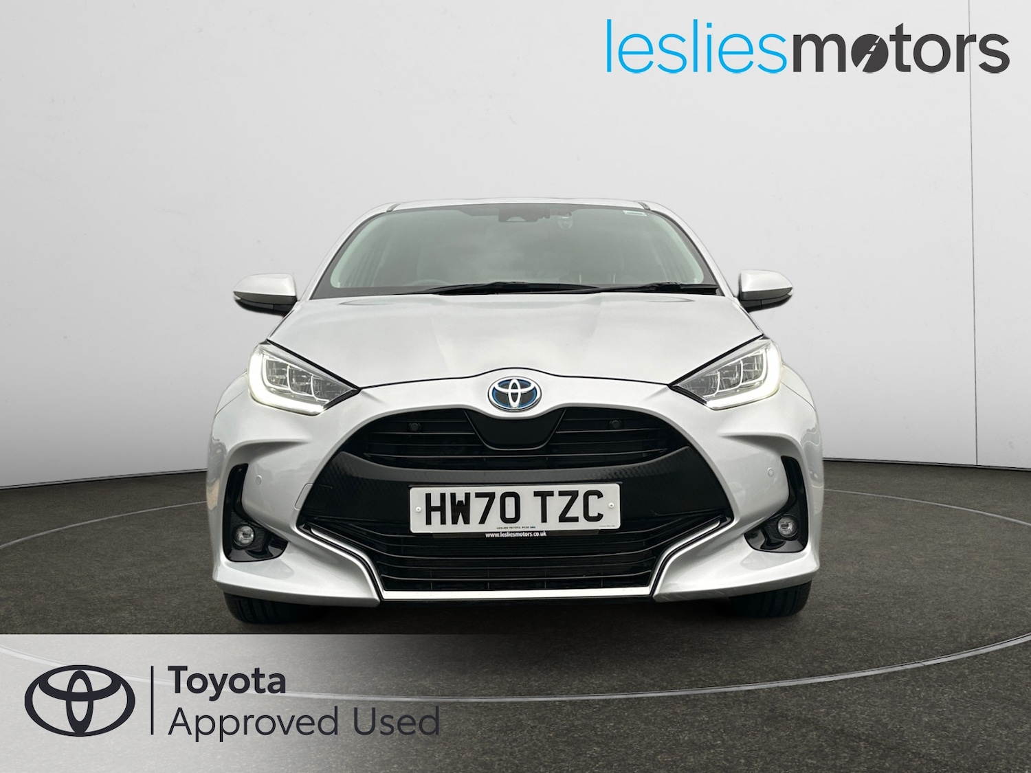 Used Toyota Yaris 2020 for sale - 77036104: Photo 2