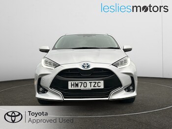Used Toyota Yaris 2020 for sale - 77036104: Photo