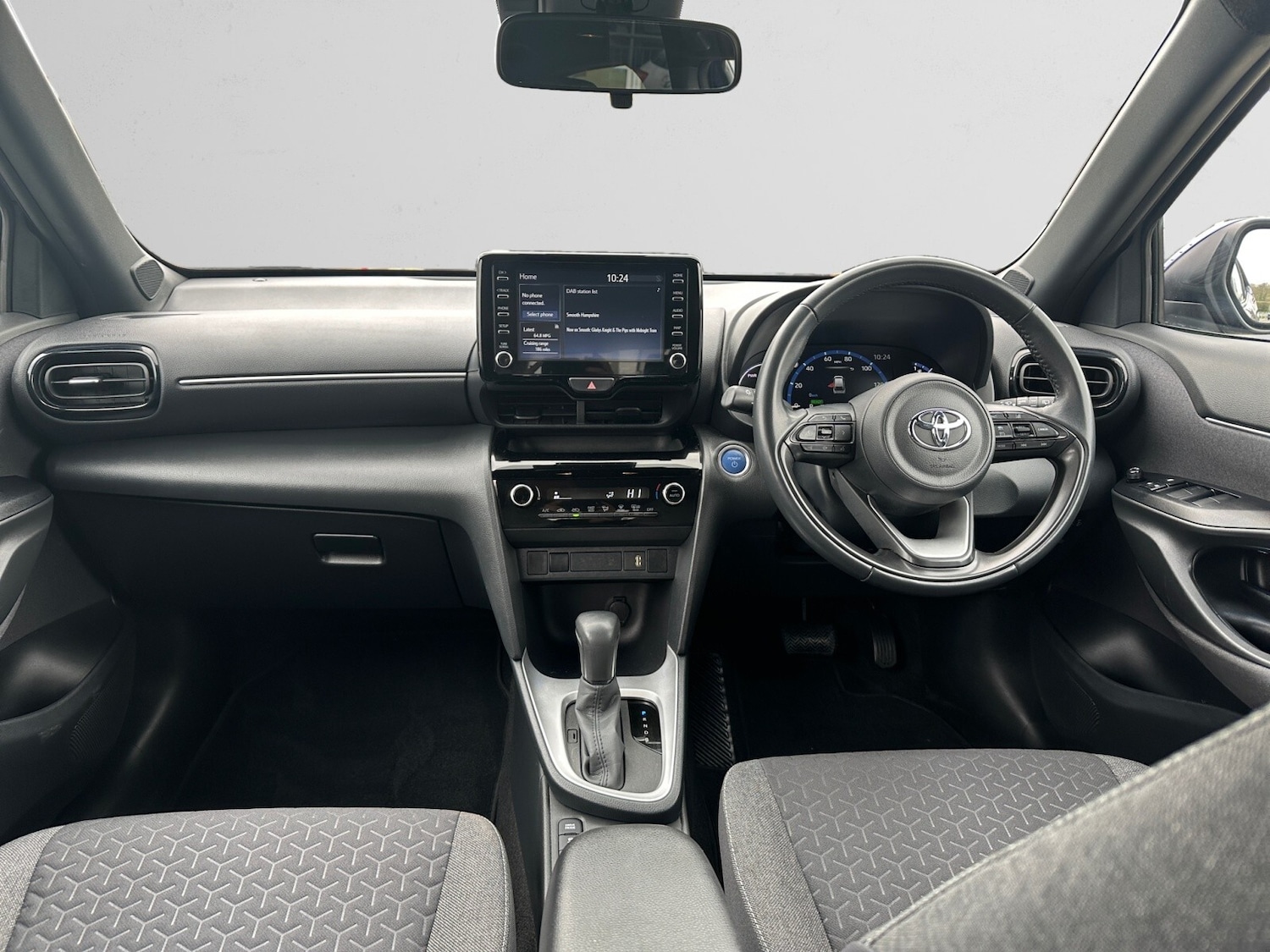 Used Toyota Yaris Cross 2023 for sale - 76534010: Photo 7