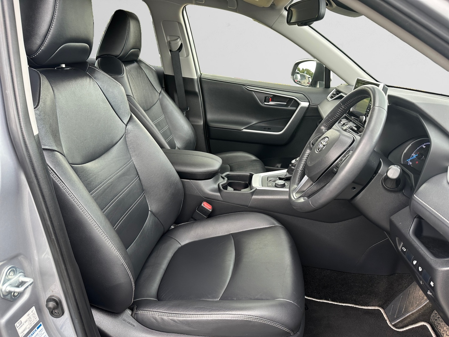 Used Toyota RAV4 2019 for sale - 76533946: Photo 14