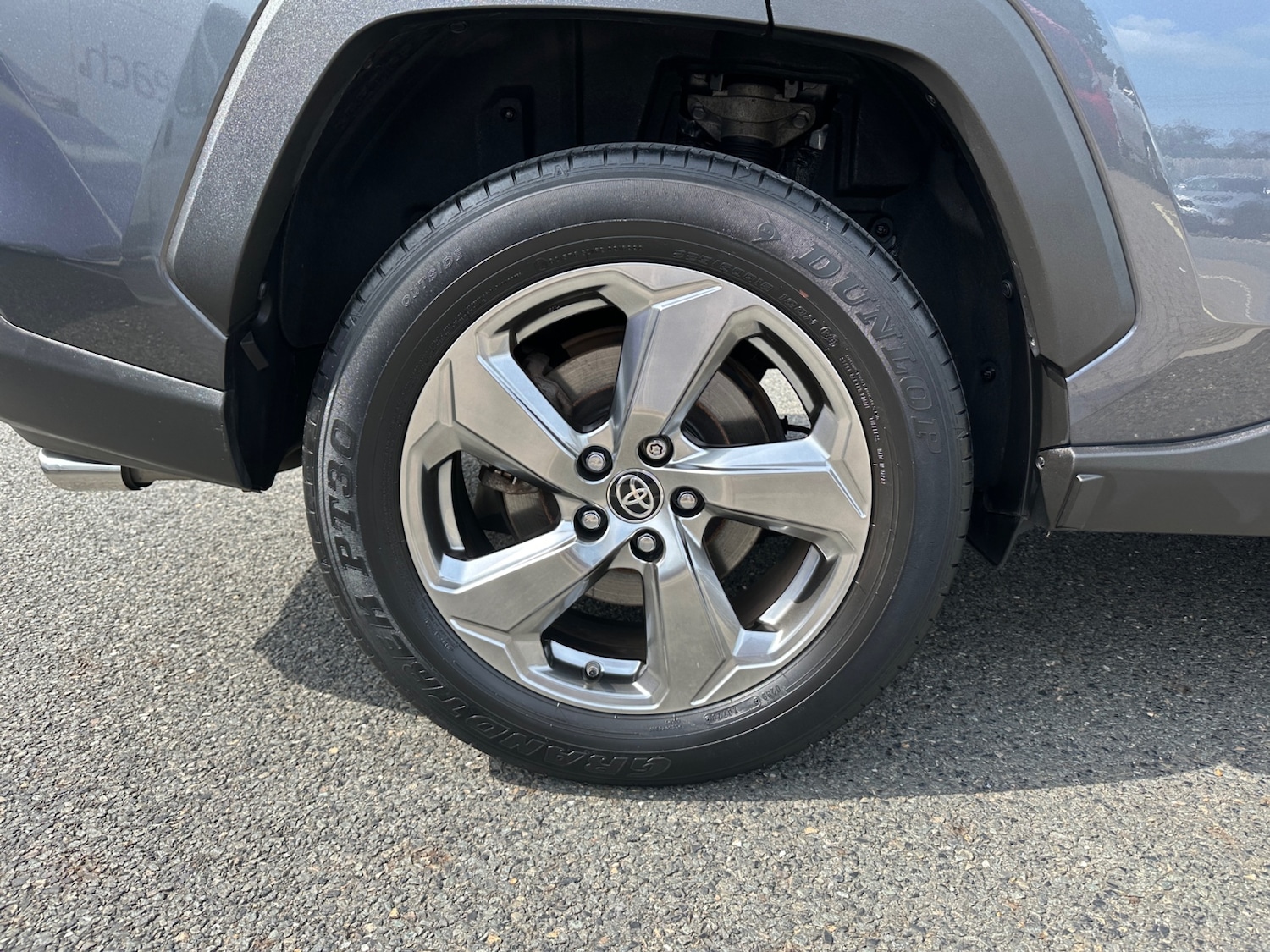 Used Toyota RAV4 2020 for sale - 76533868: Photo 24