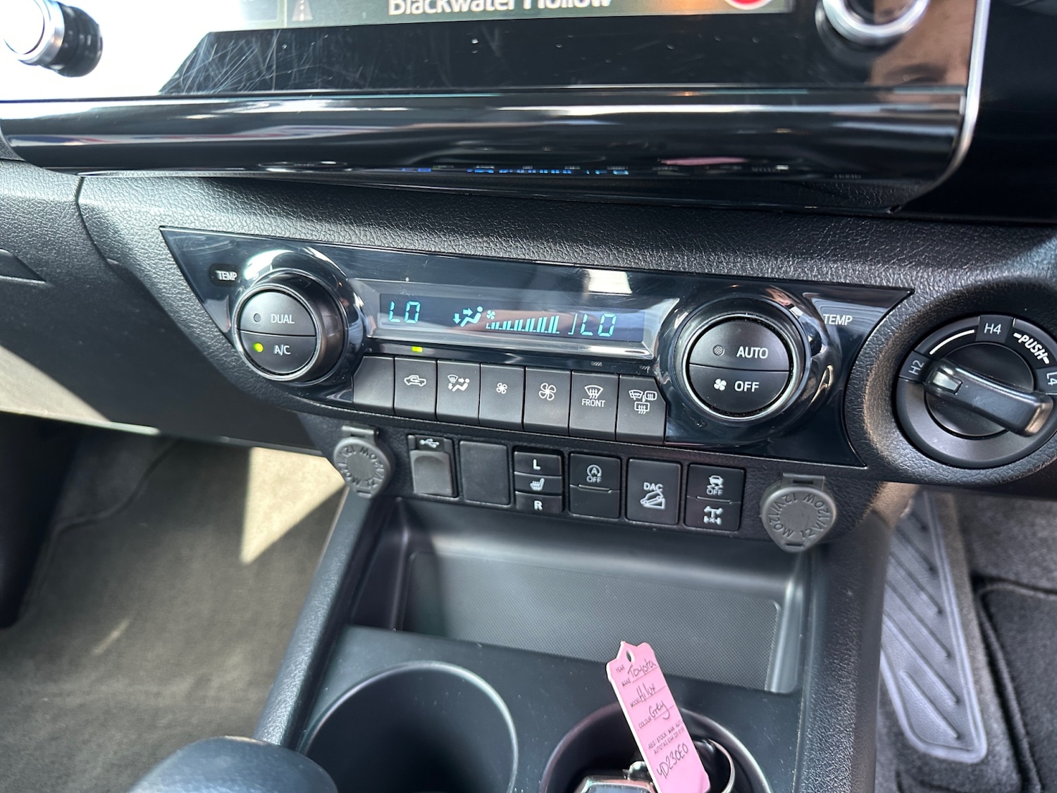 Used Toyota Hilux 2023 for sale - 76534012: Photo 7