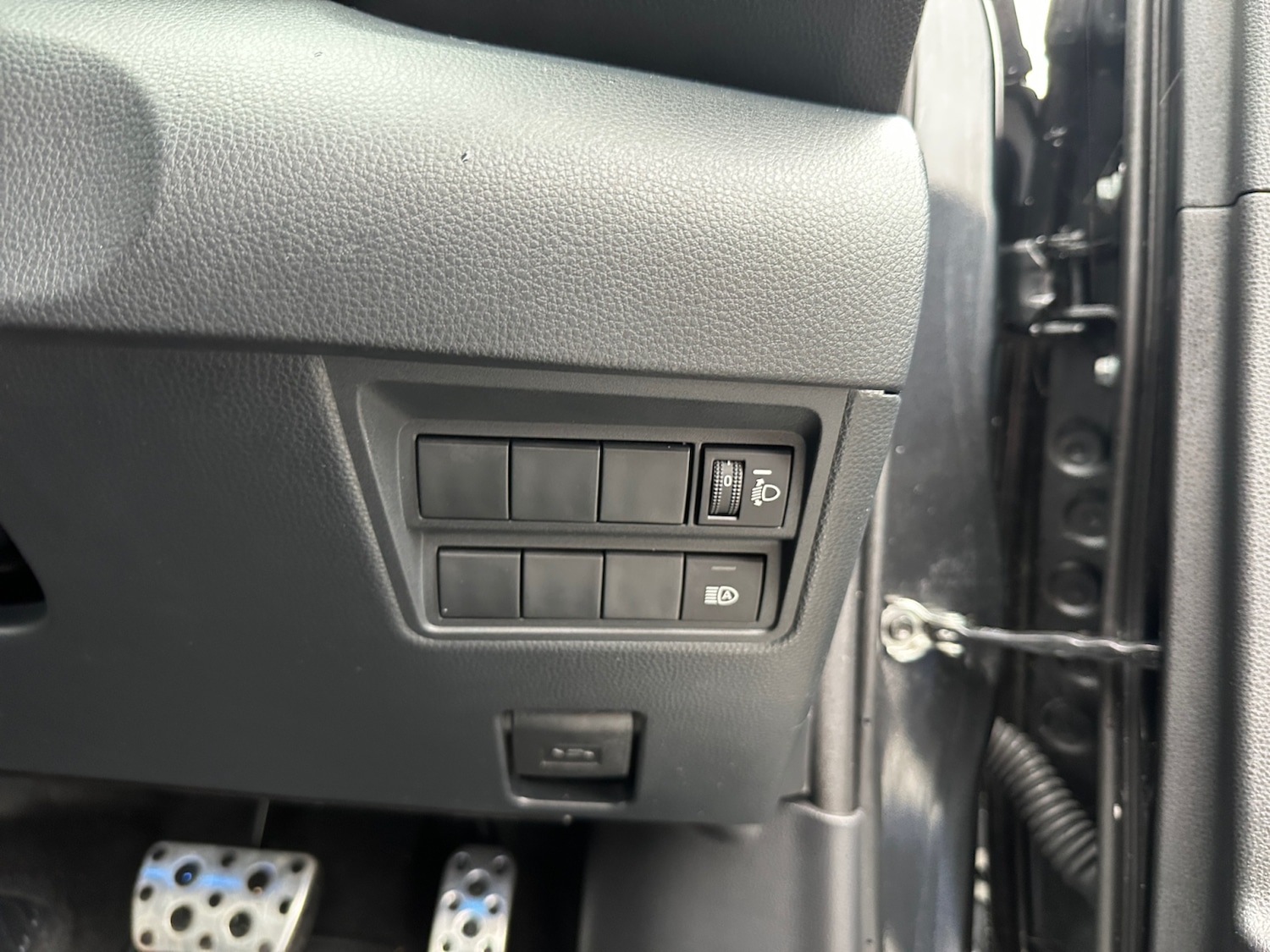 Used Toyota Yaris 2023 for sale - 76533865: Photo 26